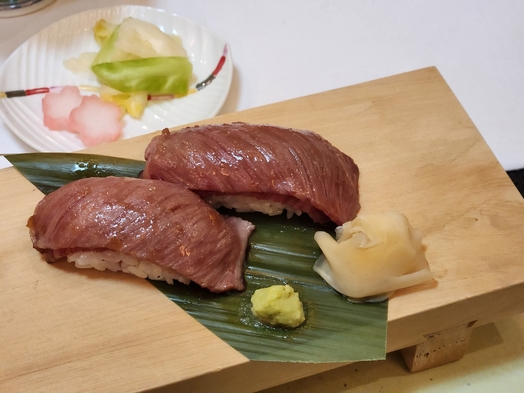 カップルに人気！別々会席♪舟盛・牛三昧会席（ご夕食・ご朝食ともに、お部屋食）